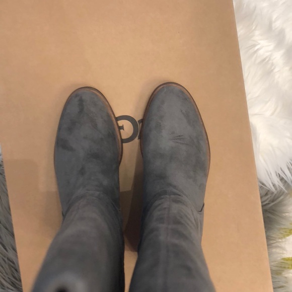 Women’s ugg boots - Picture 6 of 8